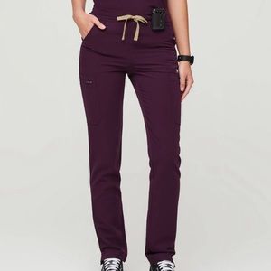 Figs XSP Yola Skinny scrub pants in Deep Purple